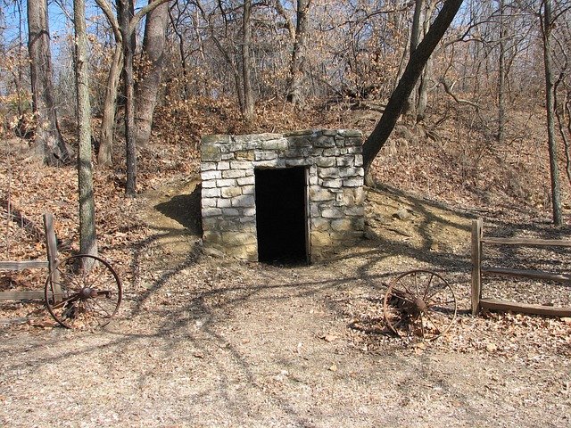 homemade bunker for nuclear disasters